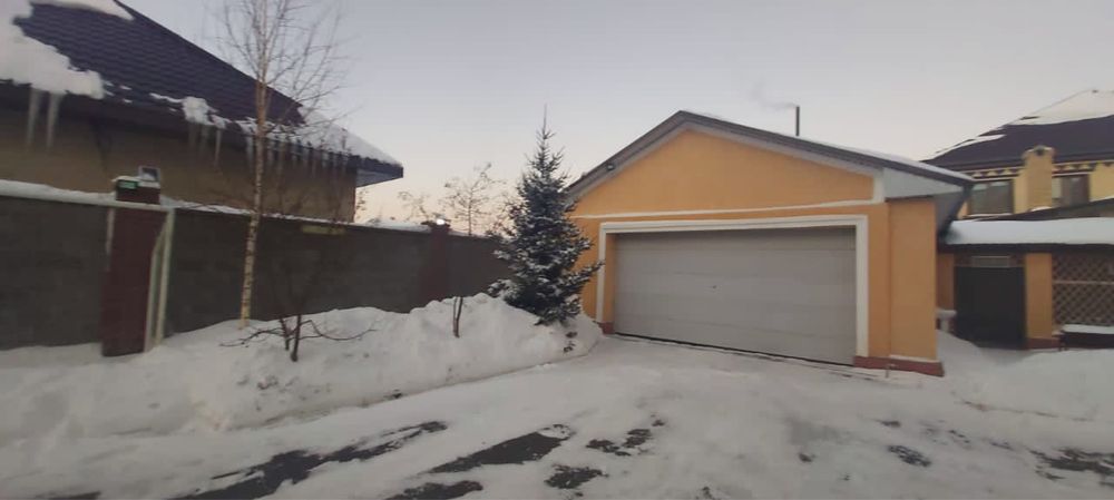 Сдам 3-х уровневый дом