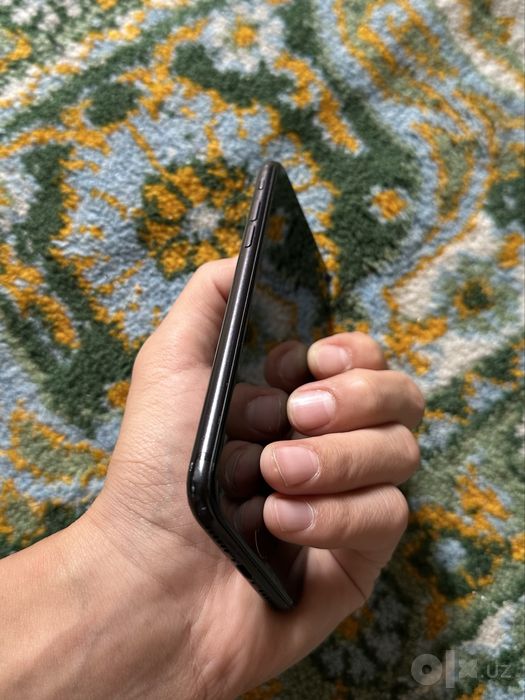 Iphone se yaxshi holatda