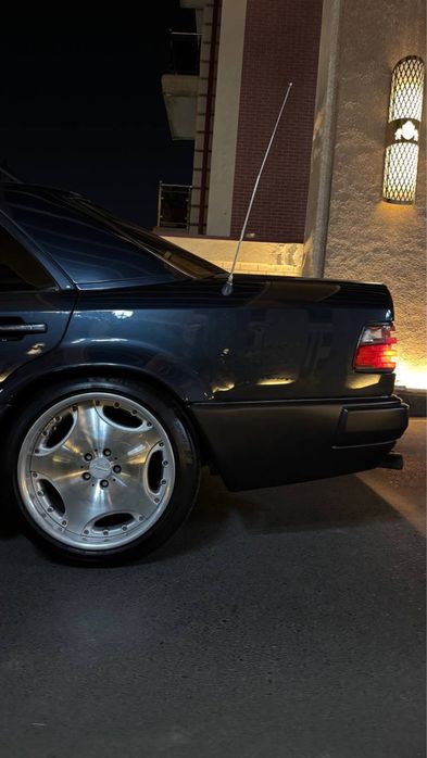 Mercedes Benz W124 E500 Volchok