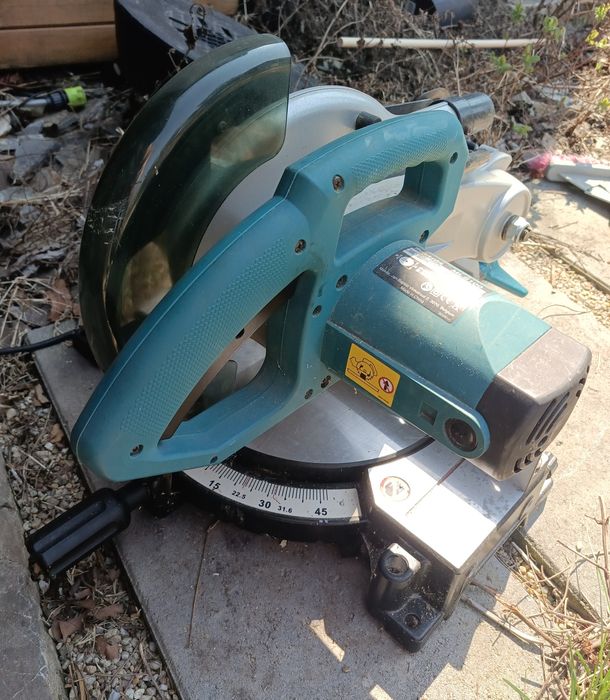 Fierastrau circular stationar Makita MLS100, 1500 W,