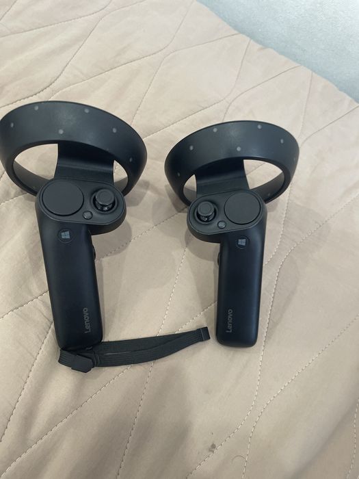 Lenovo explorer VR-гарнитура