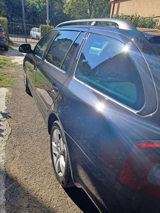 SKODA Octavia 2012