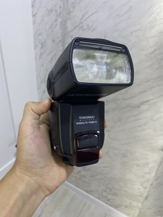 Продам вспышку на canon
