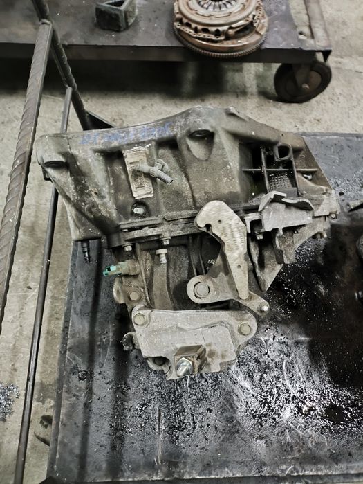 Скоростна кутия за Nissan Juke Nismo 1.6t