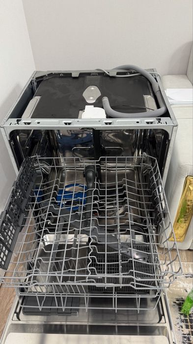 Посудомоечная машина Electrolux