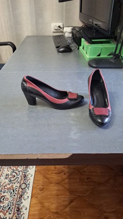 Кожаные туфли в отличном состоянии