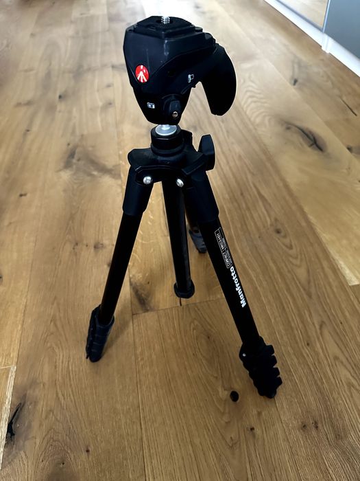 Статив с "грип" глава тип дръжка Manfrotto MKC3-H01 за фото и видео