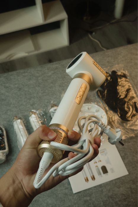 Стайлер фен, dyson