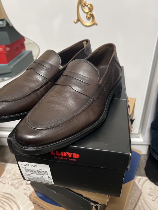 LLoyd pantofi maro inchis Nou marimea 42