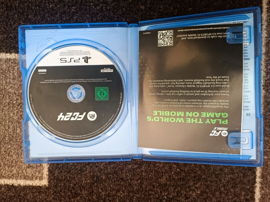 Minecraft и FC24 като нови