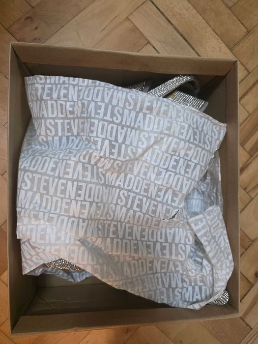 Елегантни дамски обувки на висок ток  Steve Madden