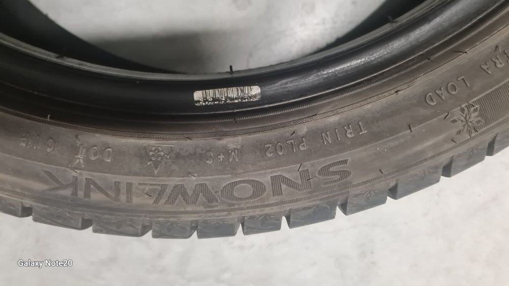 Зимни гуми 225/45/19