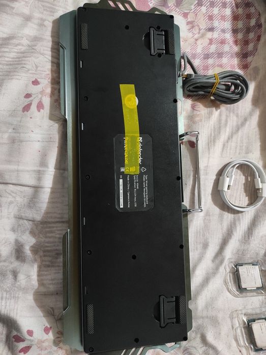 Hard 500gb HDD Prossesor Renegade klavatura sirochna sotiladi