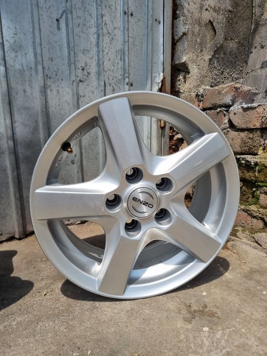 Jante R15 Aliaj 5x112 ENZO 6.5J ET 38 Audi Skoda Seat Golf Montaj inclus