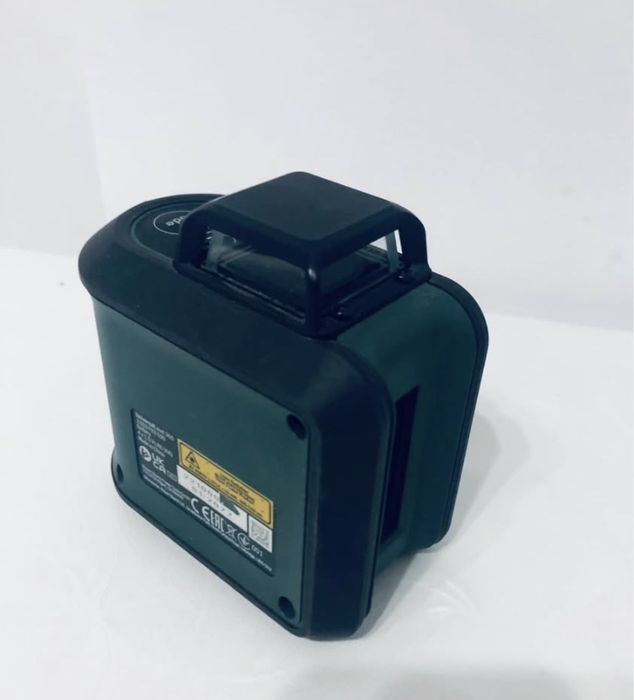 Nivela laser bosch universal level 360 laser si husa 400 lei
