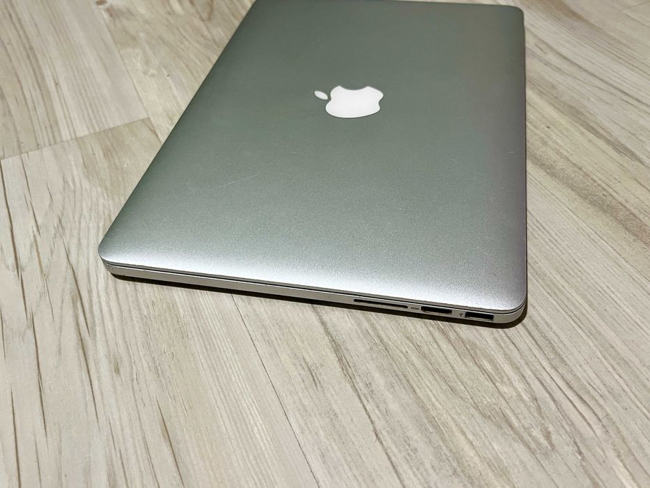 Macbook Pro 13 2015 Retina i5 ram 8gb ssd 128gb