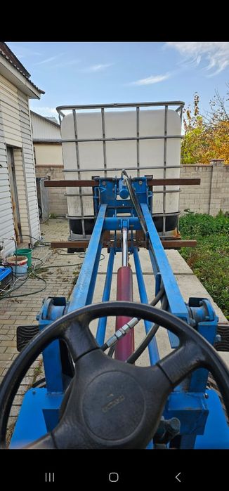 Мини погрузчик полный привод