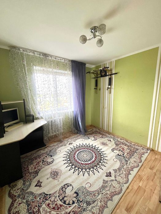 Продаётся 3 комн квартира