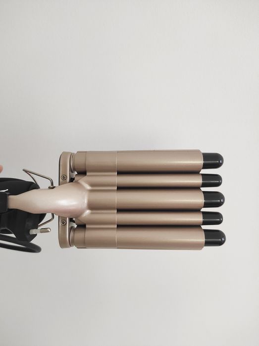 Мультистайлер (плойка) для завивки волос