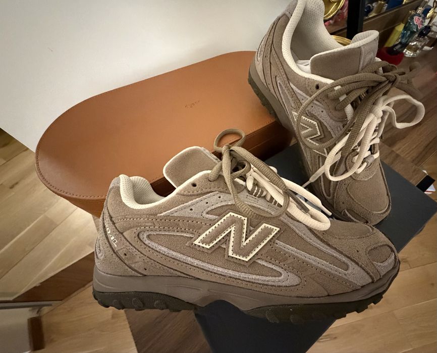 New-balance 204L