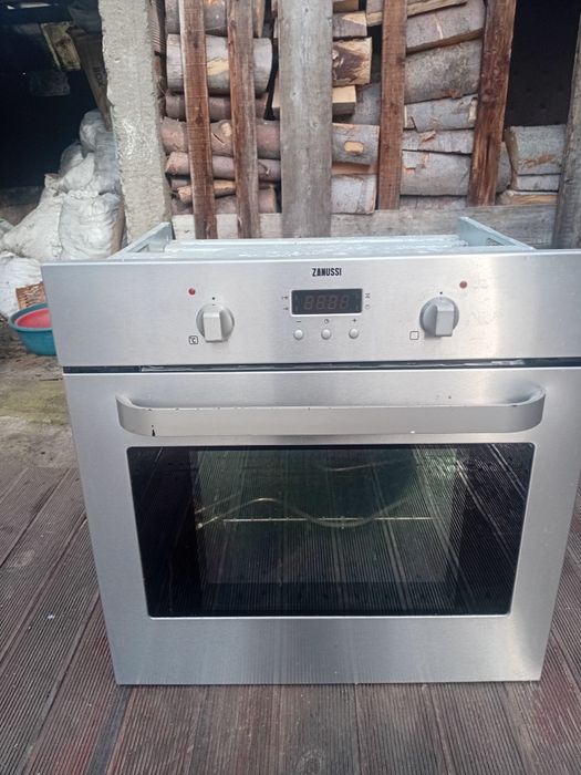 Печка за вграждане Zanussi