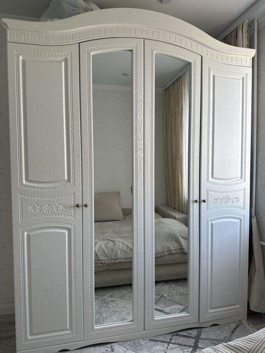 Продается шифоньер