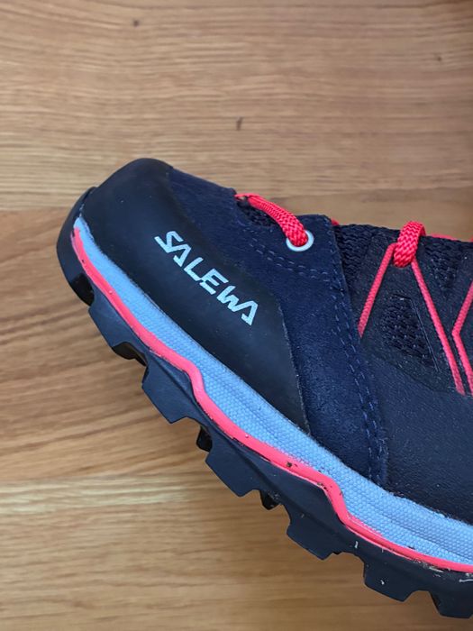 Salewa дамски туристически обувки 38 номер