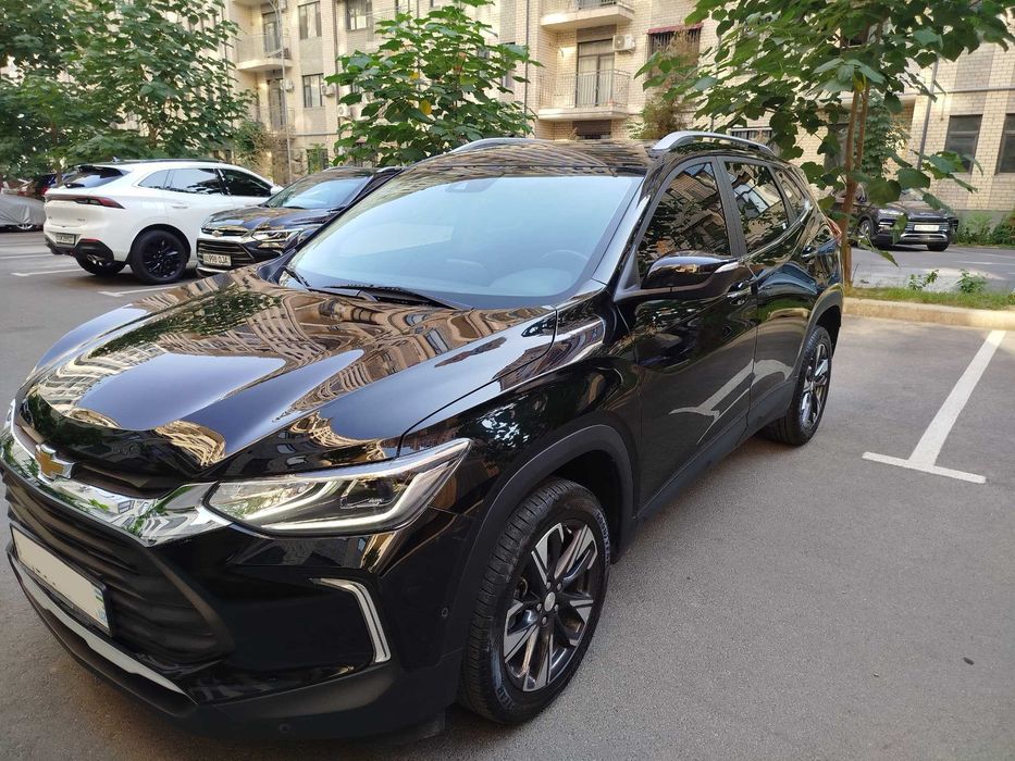 TRACKER 2 PREMIER, 2023 г.в. BLACK, пробег - 42,300km (без ДТП)
