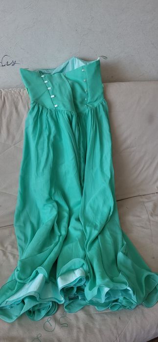 Продаю Шикарное  платье