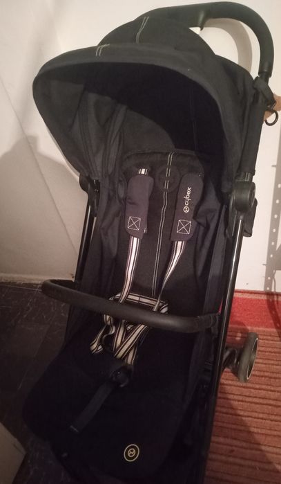 Vand carucioare copii