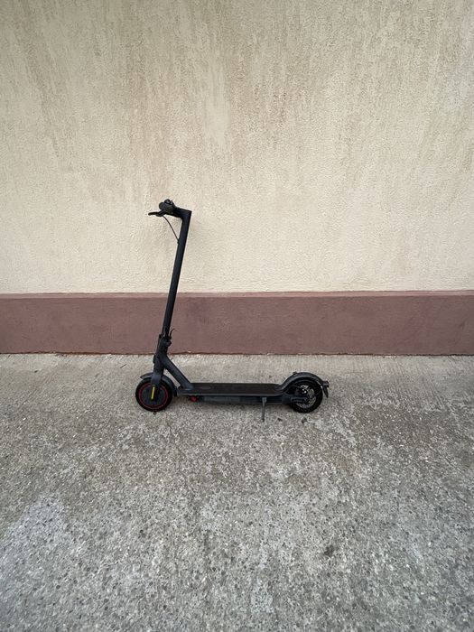 Vand trotineta xiaomi mi scooter 2 pro