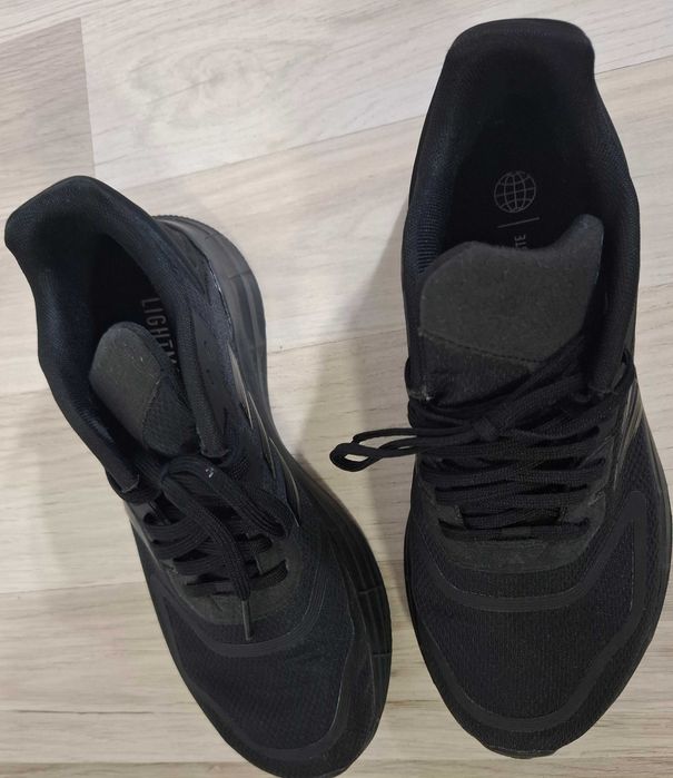 Маратонки Adidas 38 номер