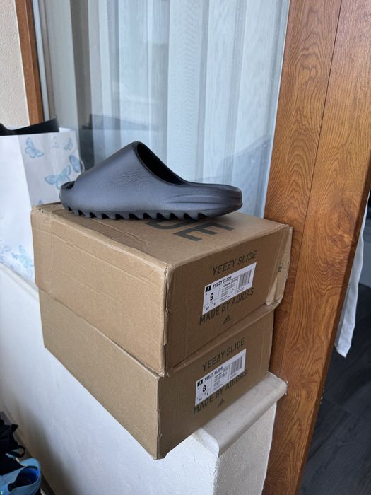Последни номера YEEZY SLIDE!!
