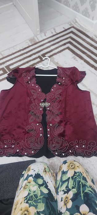 Қазақша киім 42,44  2000теңге.
