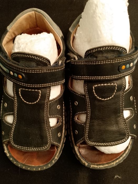 Ботиночки детские. Сандалии.