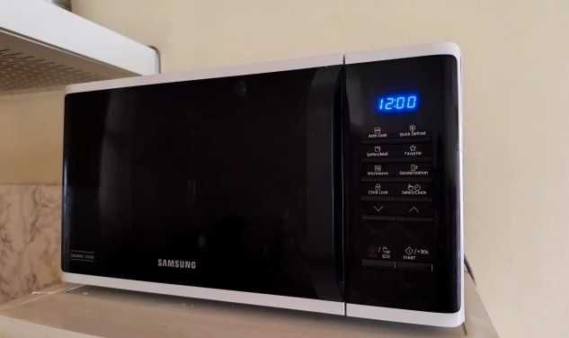 Микровълнова печка SAMSUNG