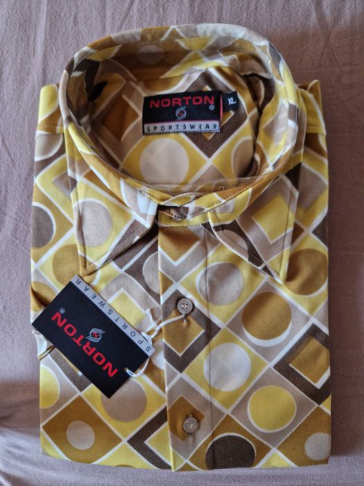 Дрехи/Мъжки ризи