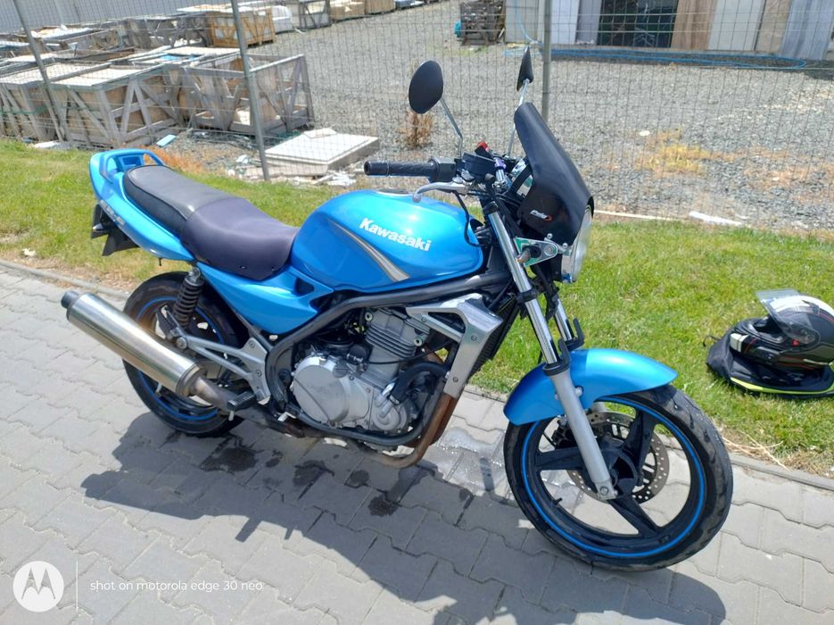 Motocicleta Kawasaki ER-5