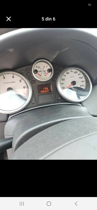Vând Peugeot 207
