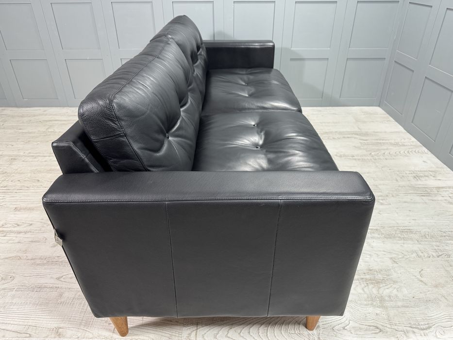 Датски кожен диван 3-ка Hjort Knudsen К106