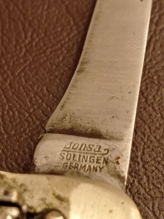 Briceag Bonsa Solingen, blocare lamă, arc puternic.