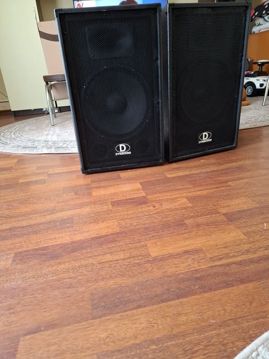 Boxe pasive fane colossus cu difuzoare de 12 500 wați rms