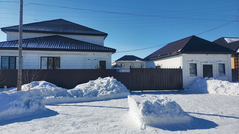 Продам двух этажный коттедж