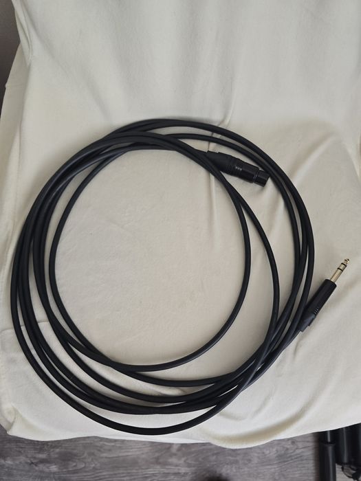 Продам микрофон Sennheiser E906