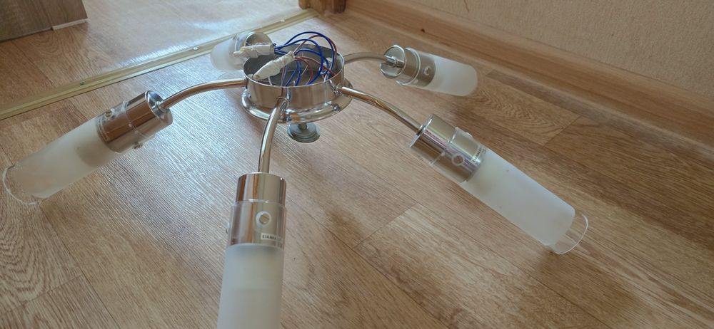 Люстра потолочная 5 палая