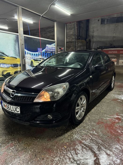Vând Opel Astra H GTC