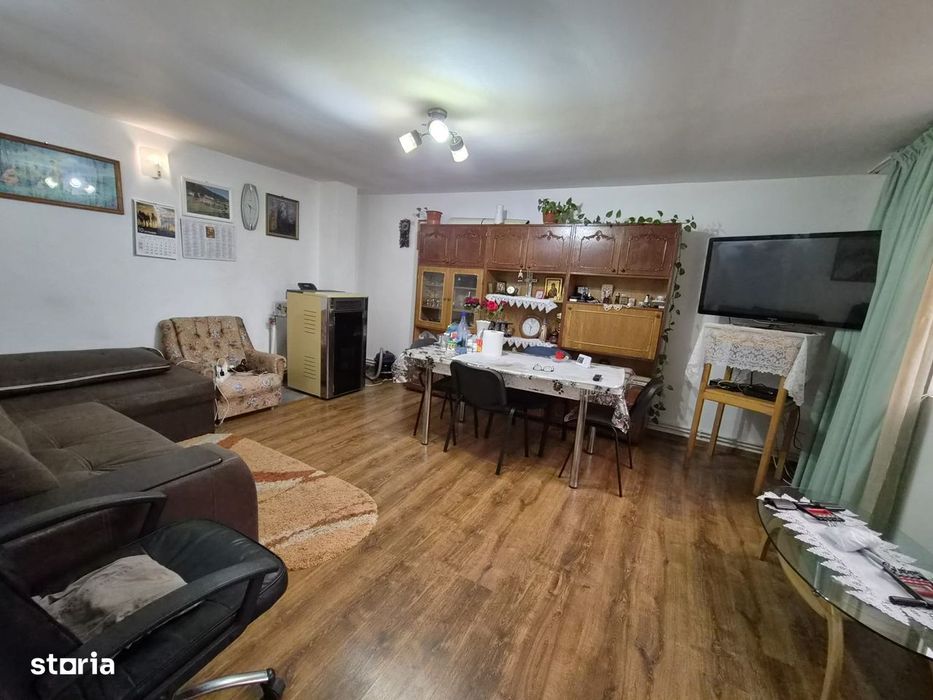 Vila cu 4 camere mobilata in Prajesti Bacau