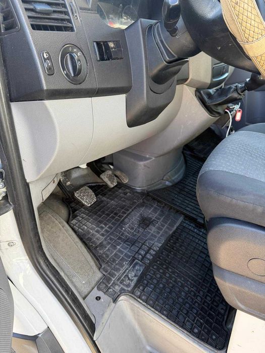 VW Crafter 2.0 TDI 143CP  Box/Koffer cu Lift Hidraulic - Euro 5