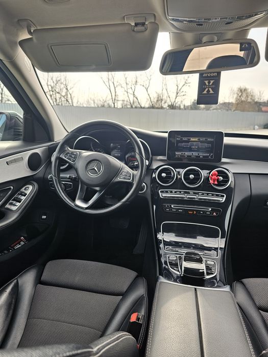 Mercedes-Benz c220 BLUETEC...important Italia