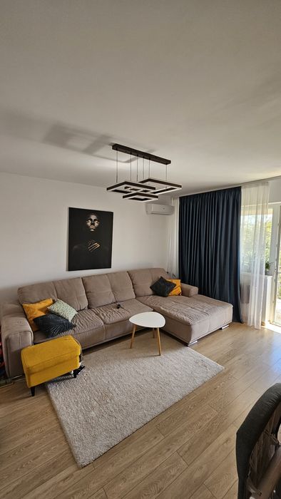 Inchiriez apartament 2 camere